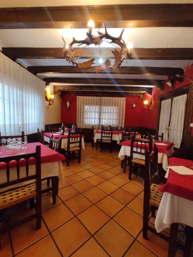 Hostal Restaurante Serrania トラガセテ エクステリア 写真